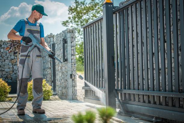 Best Driveway Pressure Washing  in Rochester, MN